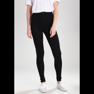 NWT Tall Topshop JONI jeans (30W 34L)
